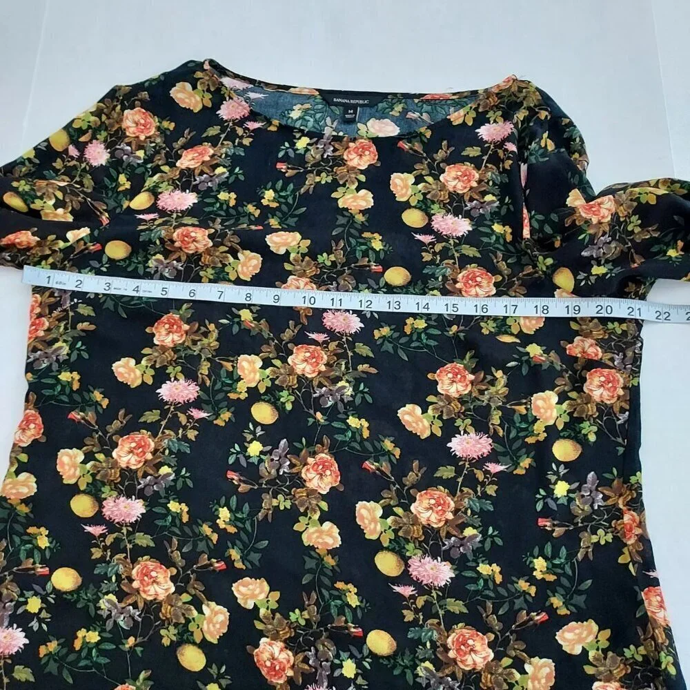 Banana Republic Black Floral Long Sleeve Blouse Size Medium